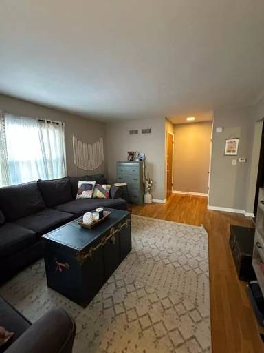 Main picture of 102 E Pine Ave