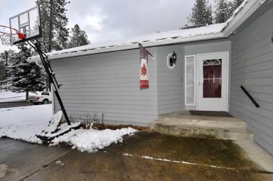 Main picture of 109 W Vista Dr