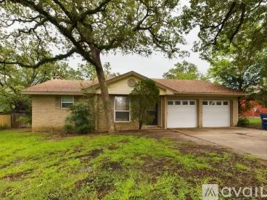 Main picture of 1302 Dominik Dr