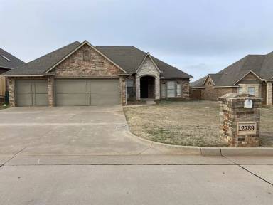 Main picture of 12789 SE 20th St