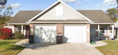 Main picture of 1926 Beechmont Dr