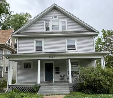 Main picture of 1503 S 22nd St