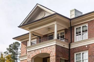 Main picture of 340 Allister Dr