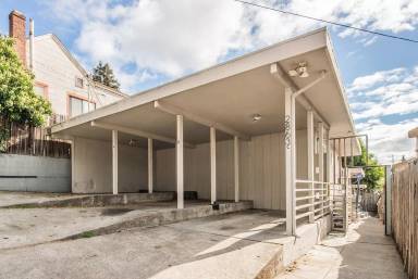Main picture of 2863 Brookdale Ave