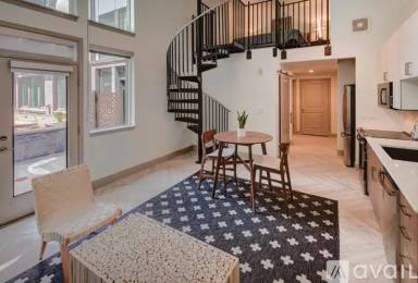 Main picture of 3233 Tejon St
