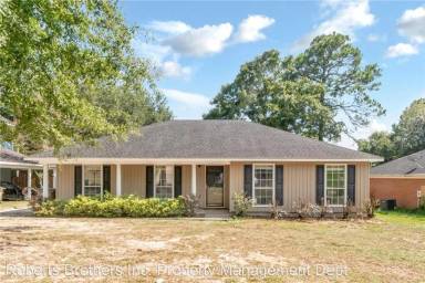 Main picture of 6433 Trent Ln