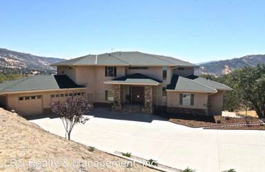 Main picture of 24200 Timberline Way