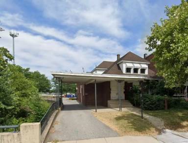 Main picture of 517 N George St