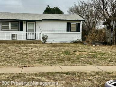 Main picture of 104 N Jackson Ave