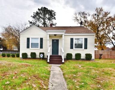 Main picture of 8 Mitchell Rd