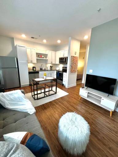 Main picture of Fountain Square Edge