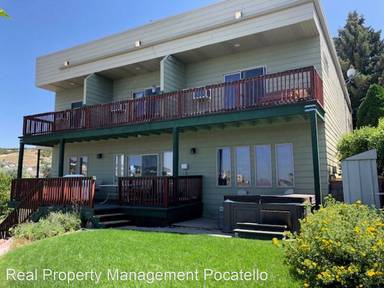Main picture of 2560 Woodhill Way