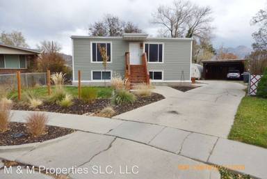 Main picture of 964 E Austin Ave