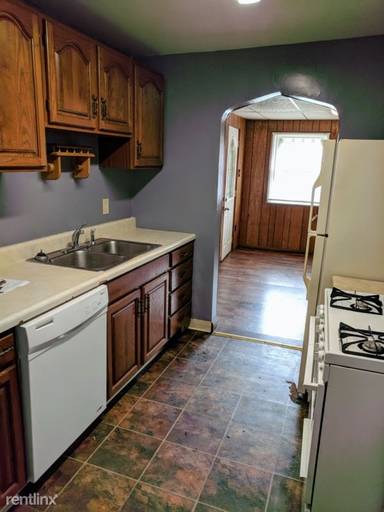 Main picture of 3333 Parkview Ave