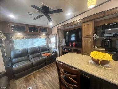Main picture of 10930 SW 40th Ter