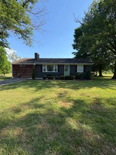 Main picture of 2520 Old Whites Mill Rd