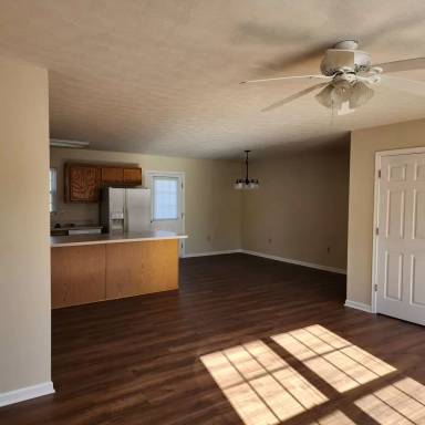 Main picture of 609 Edwardian Ln