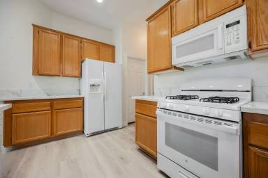Main picture of 9716 Panorama Cliff Dr