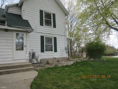 Main picture of 5005 36th Ave