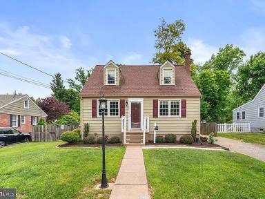 Main picture of 404 Forest Ln
