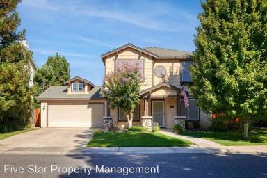 Main picture of 4104 Rose Parade