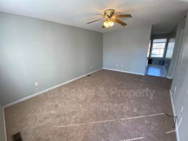 Main picture of 1016 Washington St