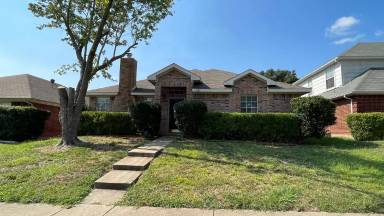Main picture of 1032 Glencrest Dr