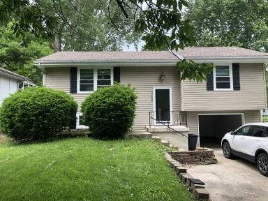 Main picture of 11458 N Oak Trfy