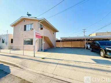 Main picture of 5609 Eagle St