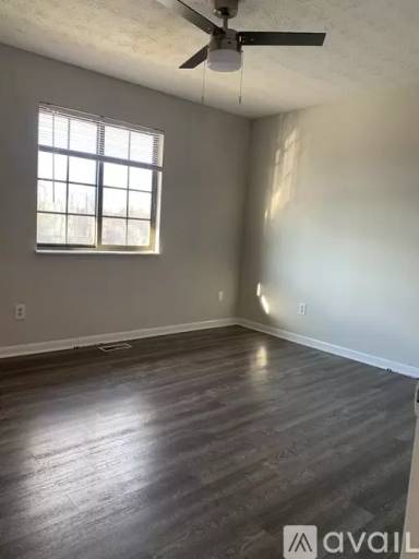 Main picture of 728 Ohio Pike