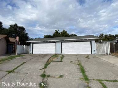 Main picture of 3423 Charleston Ct