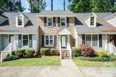 Main picture of 3402 Gina Ct NW
