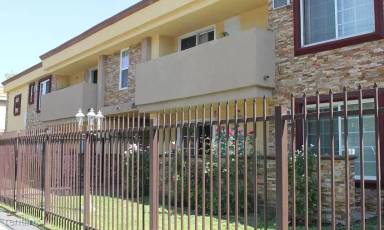Main picture of 8542 Columbus Ave