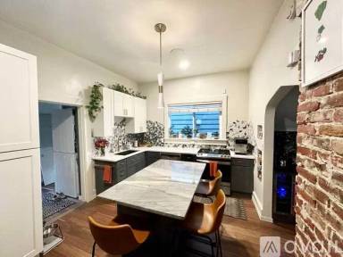 Main picture of 327 Inca St