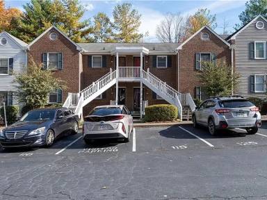 Main picture of 133 Columbine Dr