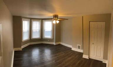 Main picture of 1315 Vandever Ave