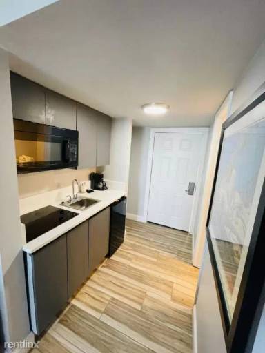 Main picture of 2701 S Ocean Blvd