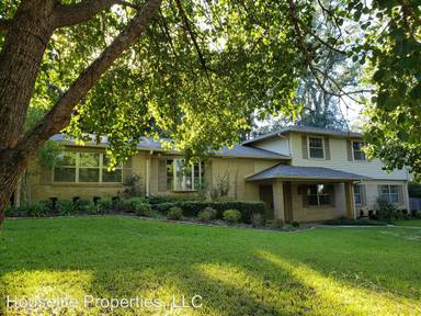 Main picture of 2000 Pepper Ridge Dr
