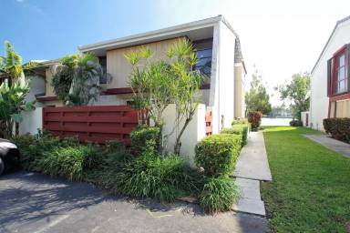 Main picture of 3088 Bermwood Ln