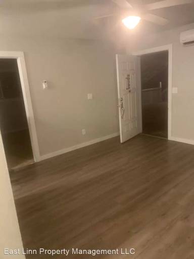 Main picture of 820 Park St