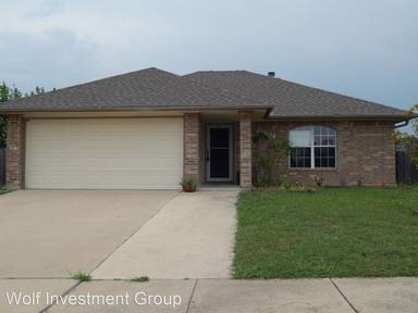 Main picture of 2904 Southhill Dr