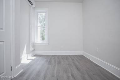 Main picture of 2519 N Patton St