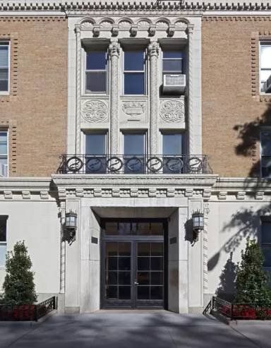 Main picture of 25 W 81St St