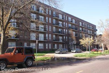 Main picture of 5630 Pershing Ave