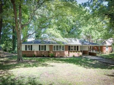Main picture of 1198 Old Hickory Rd
