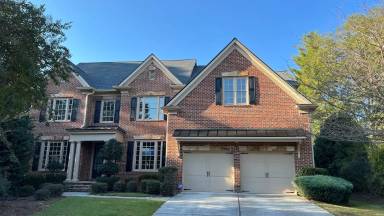 Main picture of 1050 Gramercy Ln