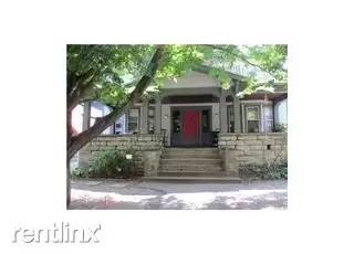 Main picture of 97 Woodward Ave