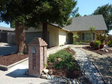 Main picture of 6622 Willowleaf Dr