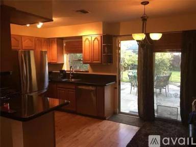 Main picture of 1124 NE 7th St
