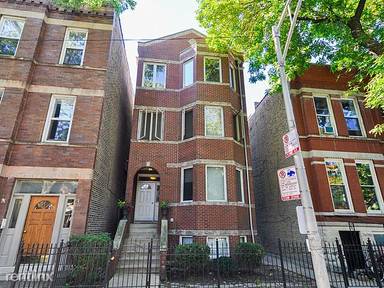 Main picture of 830 N Hermitage Ave